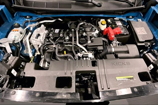 New 2025 Arctic Ice Blue Metallic/Super Black Nissan SR image 12