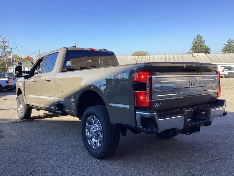 New 2027 Gray Ford King Ranch image 7
