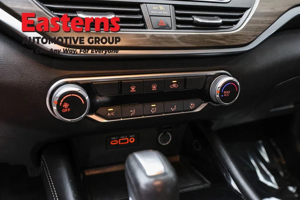 Used 2023 Silver Nissan 2.5 SV image 20