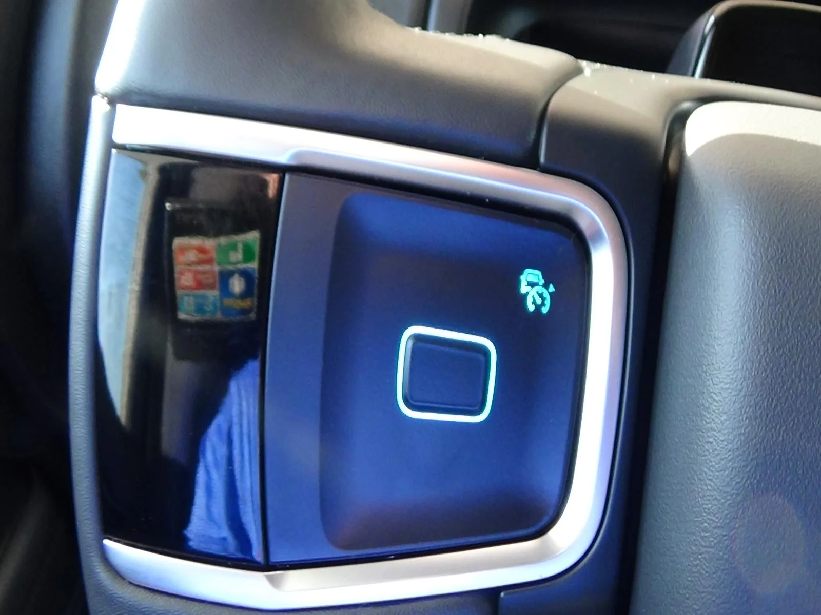 Used 2025 Oxford White (yz) Ford Active image 24