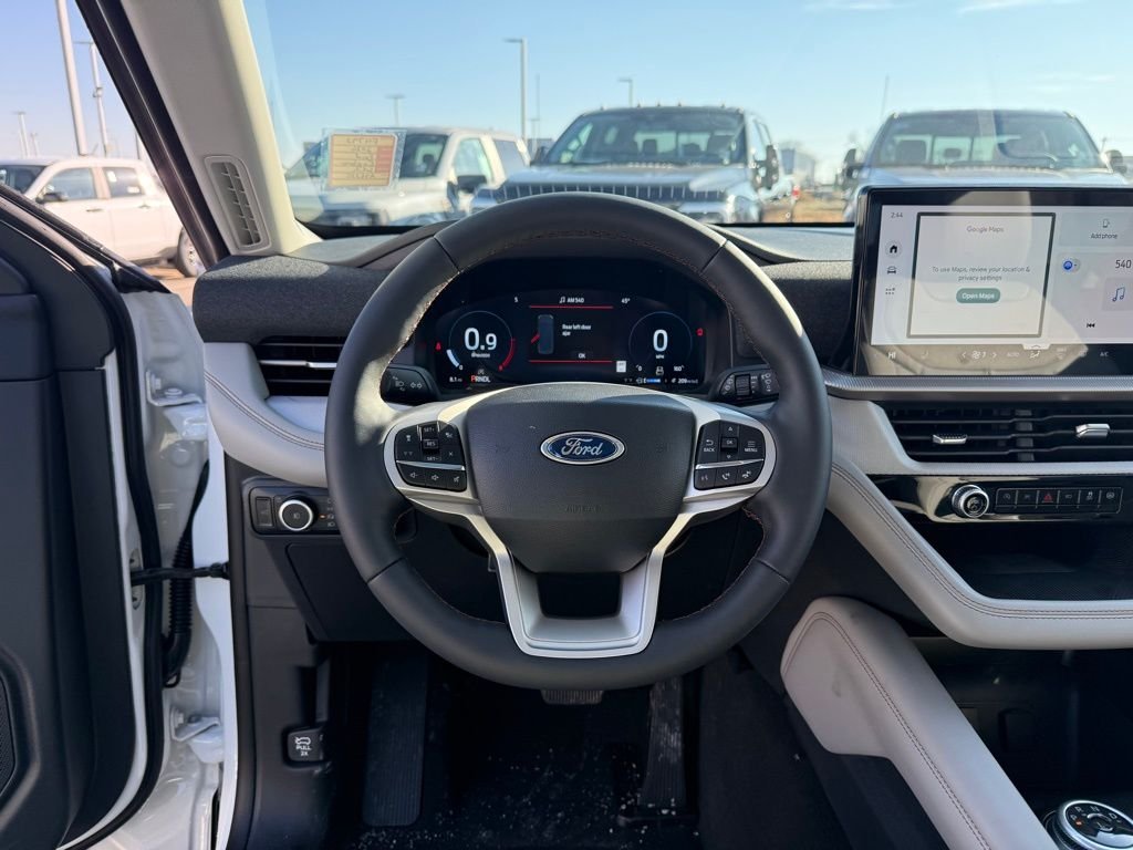 New 2026 Star White Metallic Tri-Coat Ford Active image 14