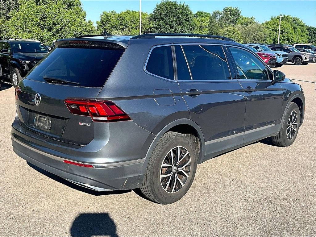 Used 2021 Gray Volkswagen 2.0T SE image 6