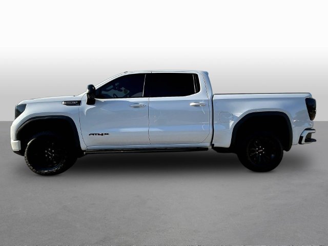 Used 2022 White GMC AT4X image 4