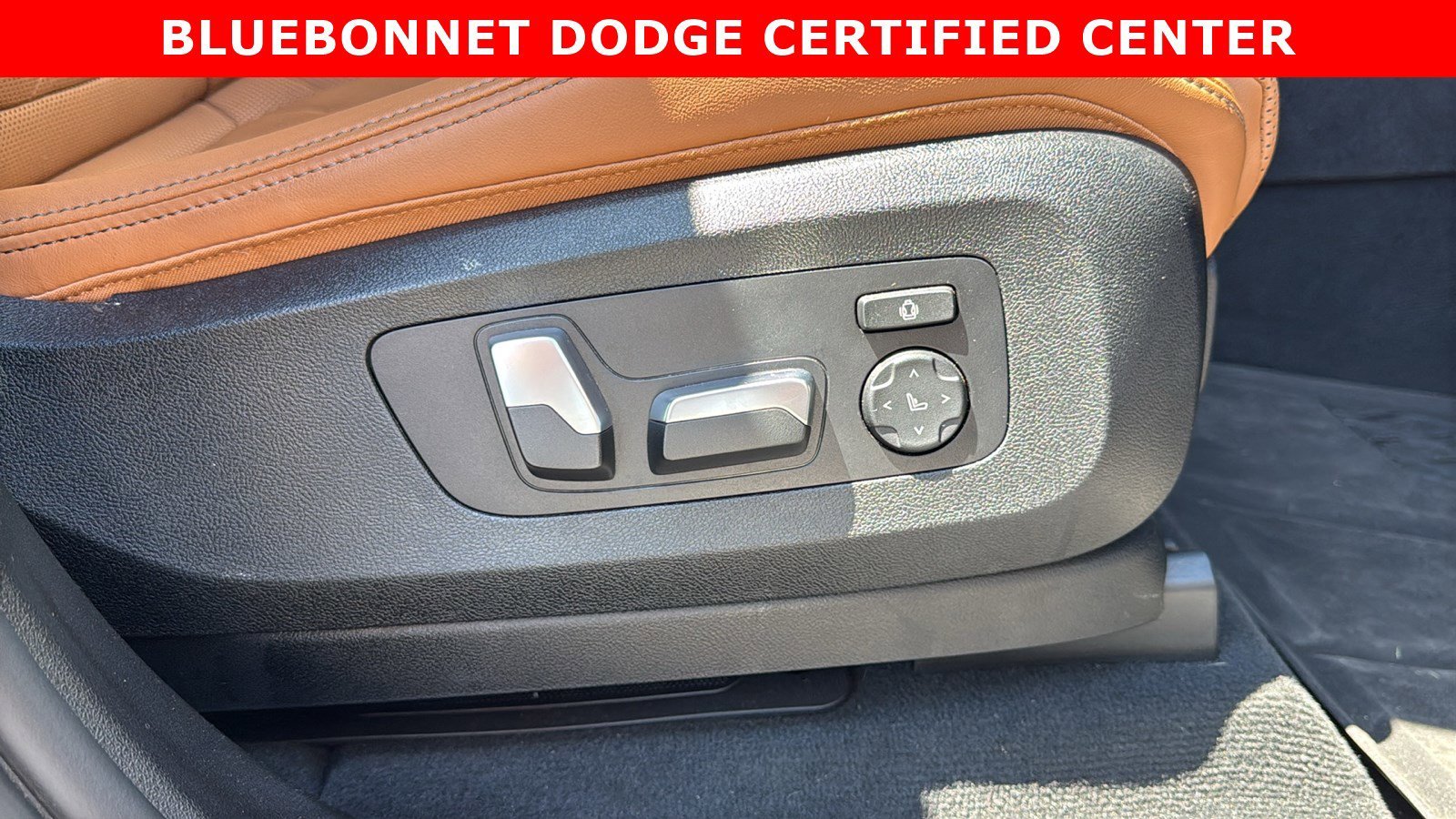 Certified Used 2024 Black Sapphire Metallic BMW xDrive40i image 34