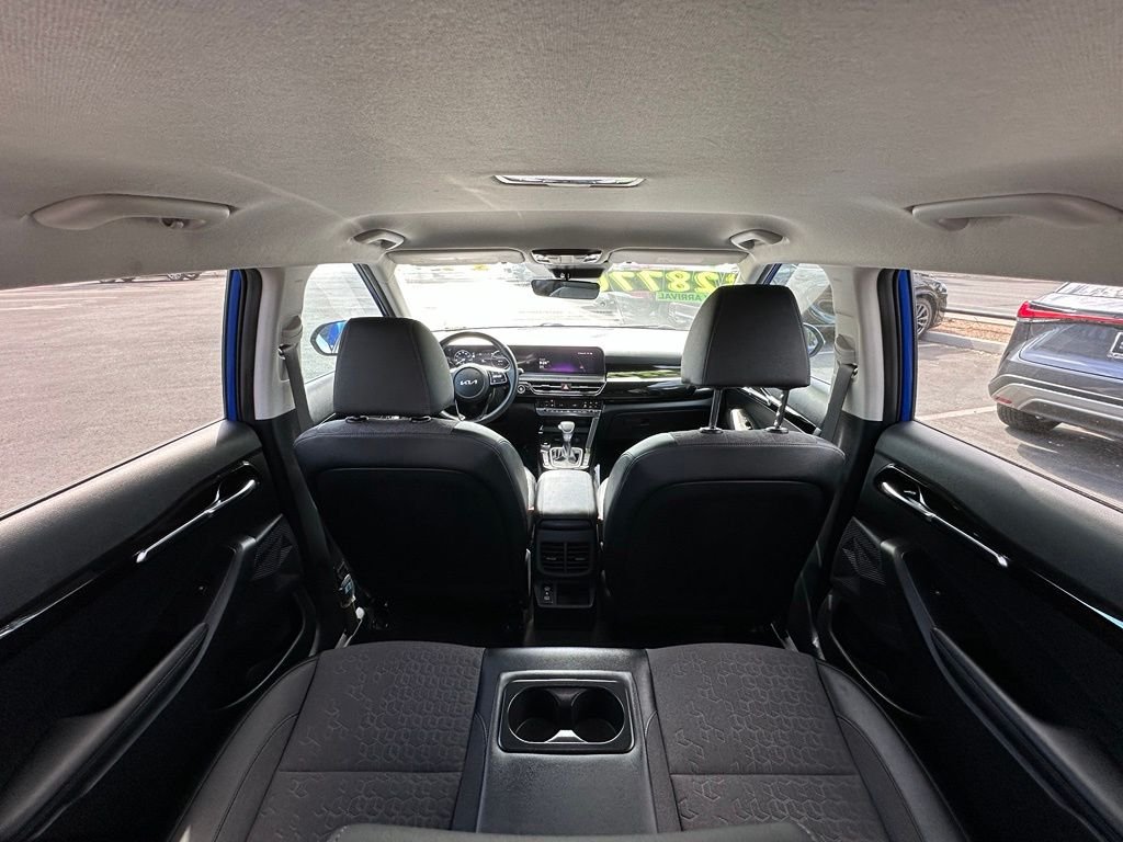 Used 2024 Blue Kia S image 18