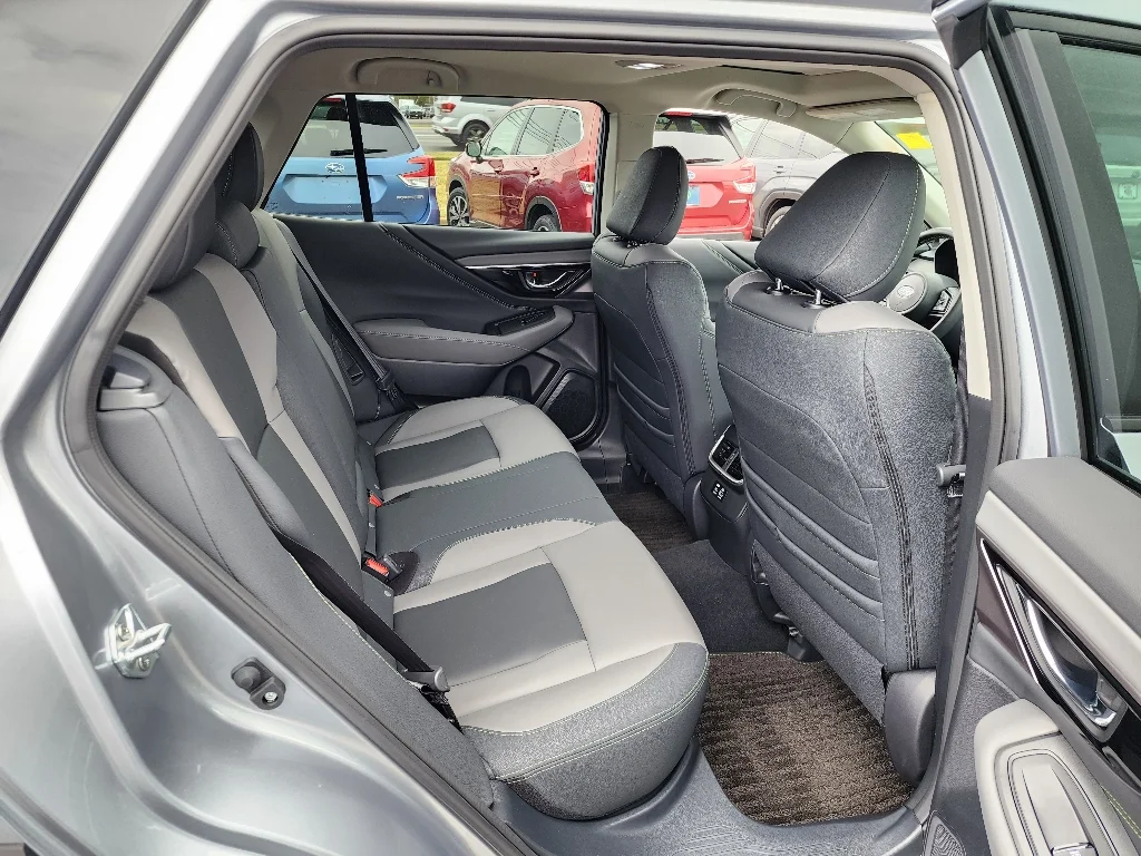 2025 Subaru Outback Onyx Edition - Photo 29
