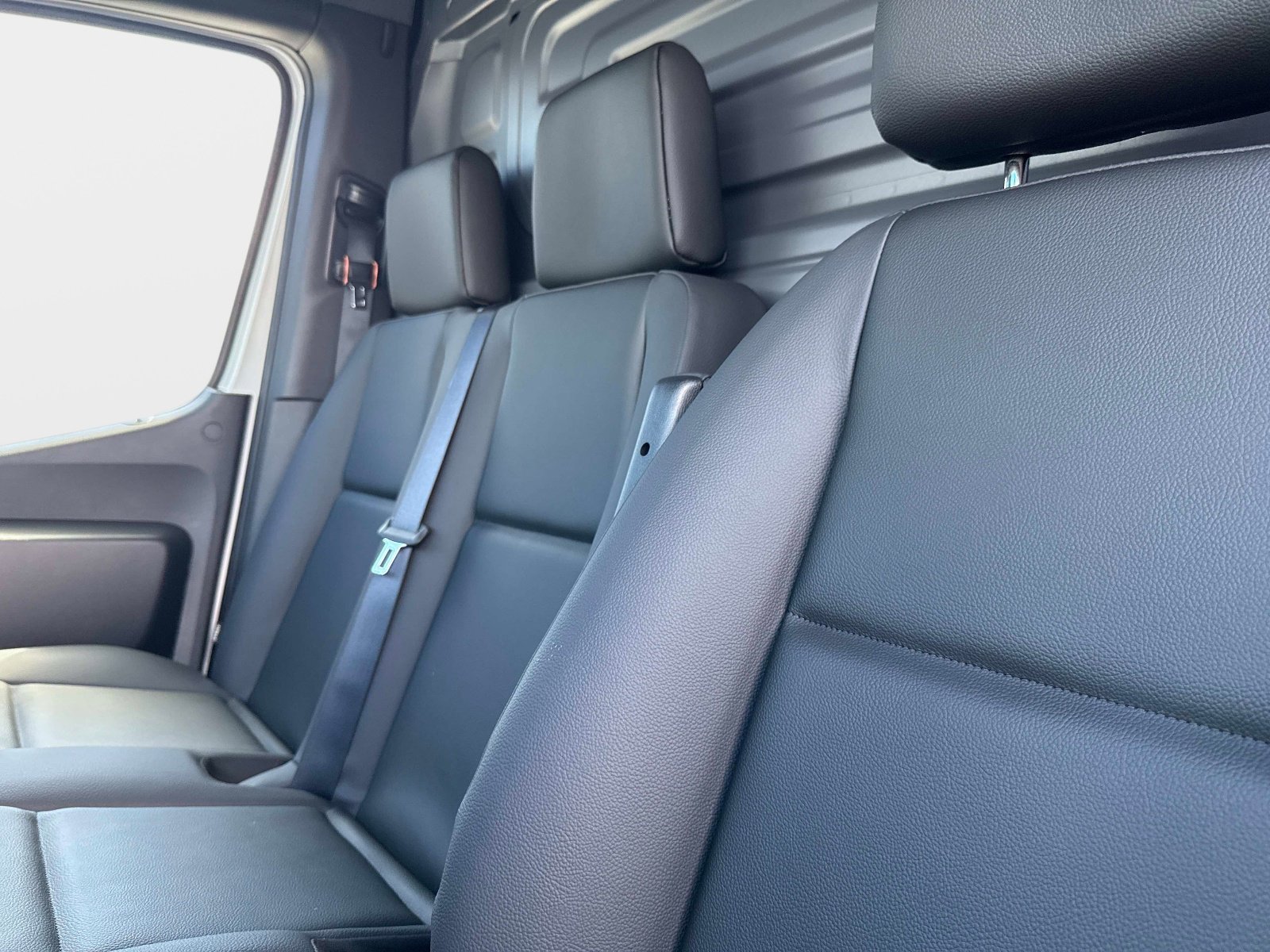 New 2026 Arctic White Sprinter Cargo 170 WB image 16