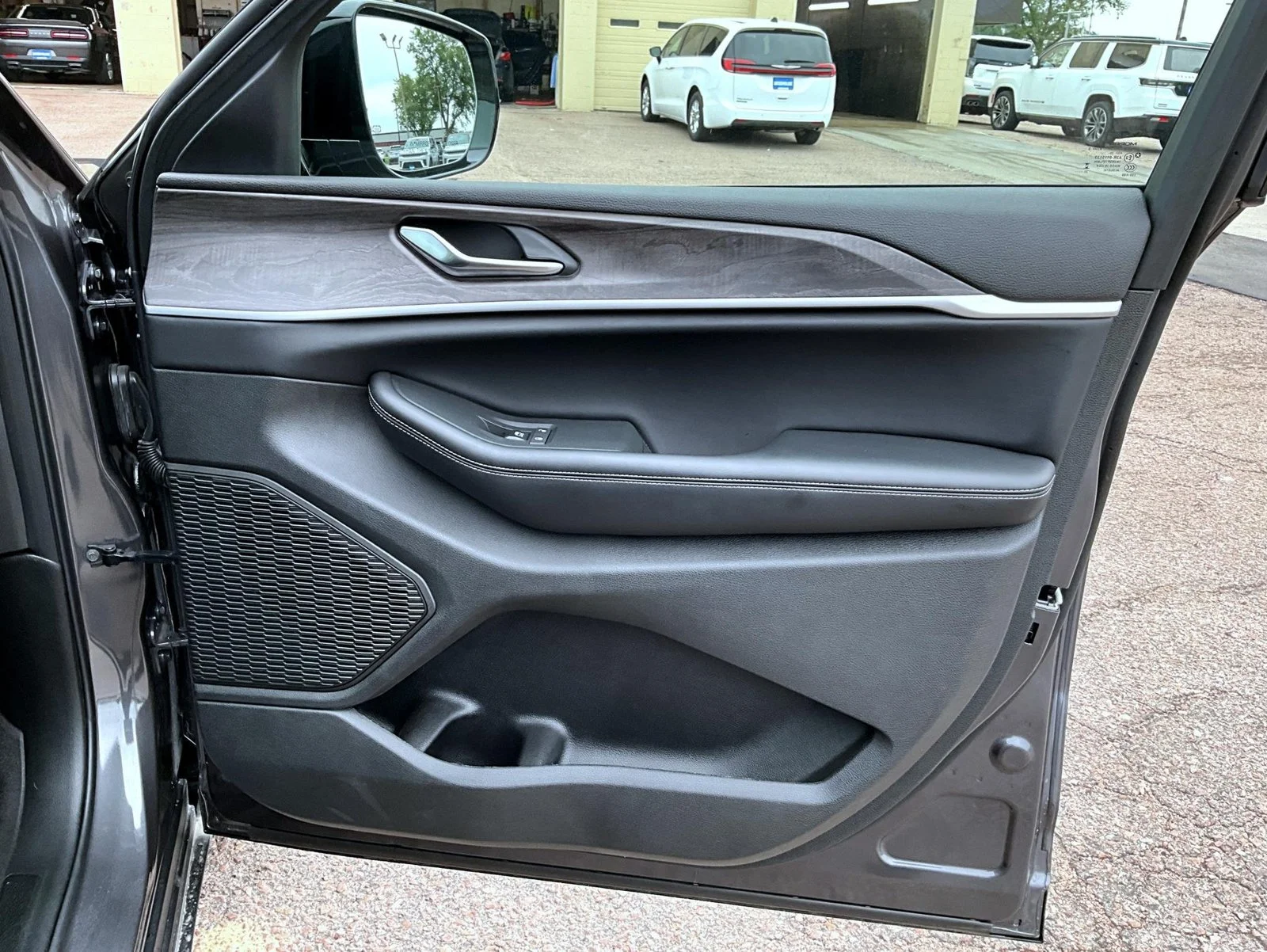 Certified Used 2025 Gray Jeep Limited image 17