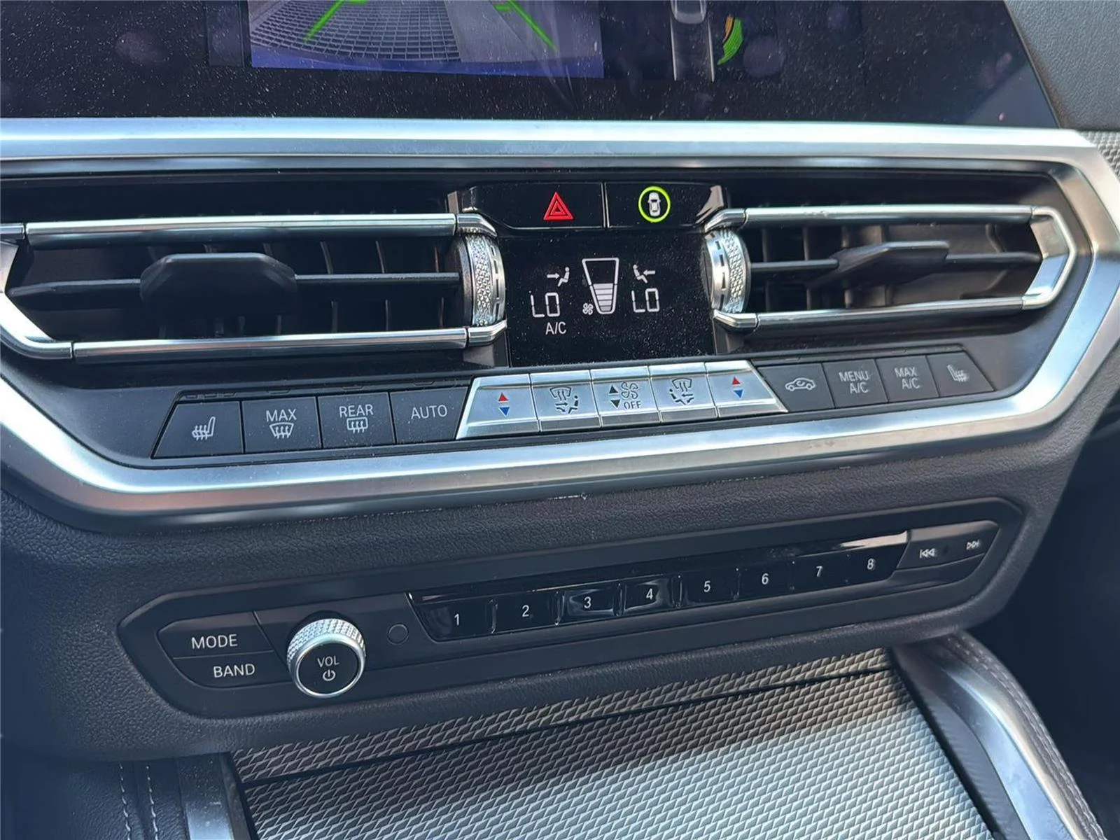 Used 2021 Portimao Blue Metallic BMW M440i xDrive image 18