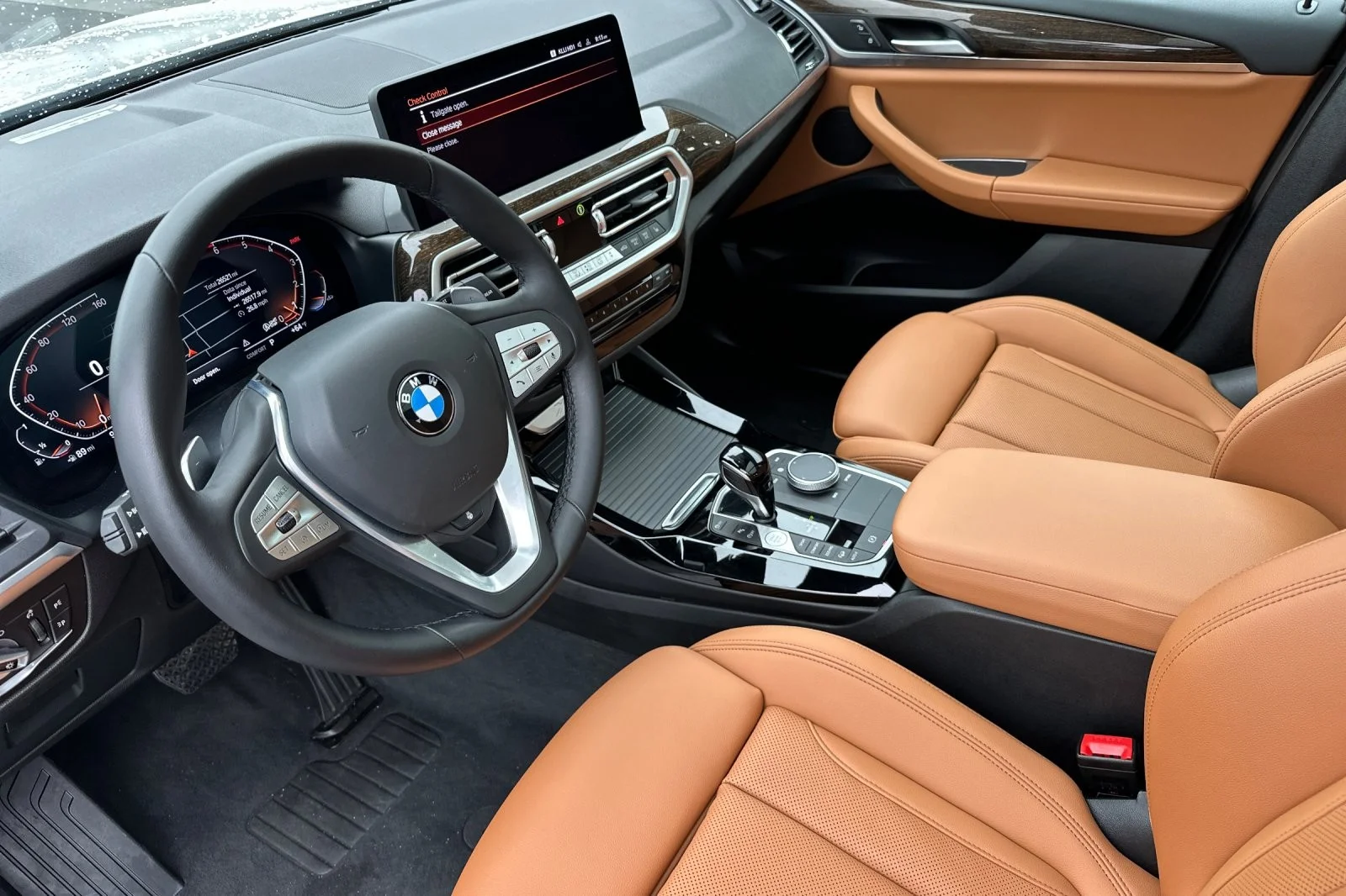 Used 2022 Mineral White Metallic BMW xDrive30i image 9