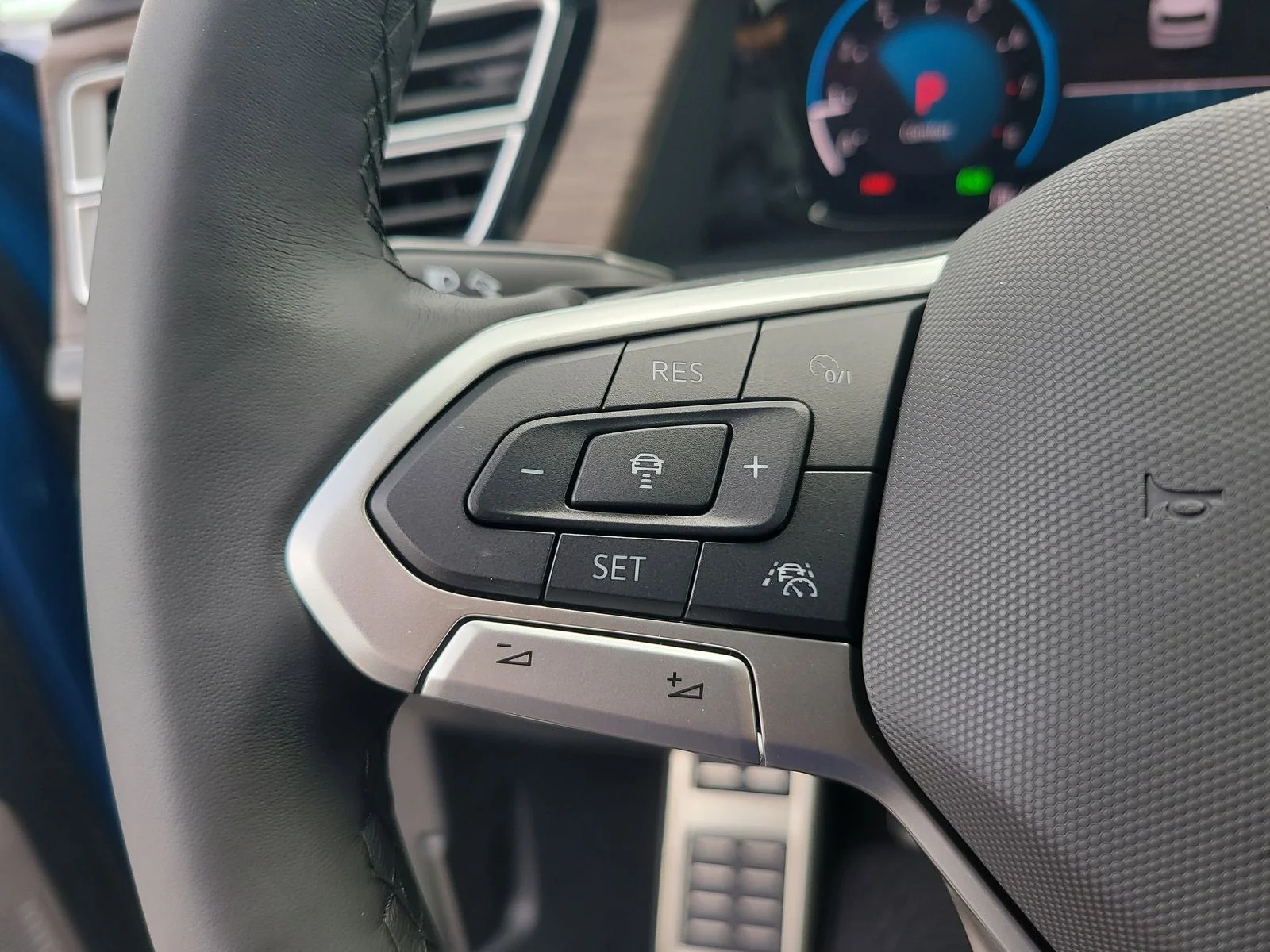 2026 Volkswagen Atlas SEL Premium R-Line - Photo 29