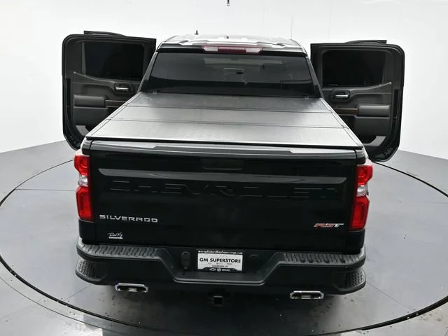 Used 2022 Mosaic Black Metallic Chevrolet RST image 40