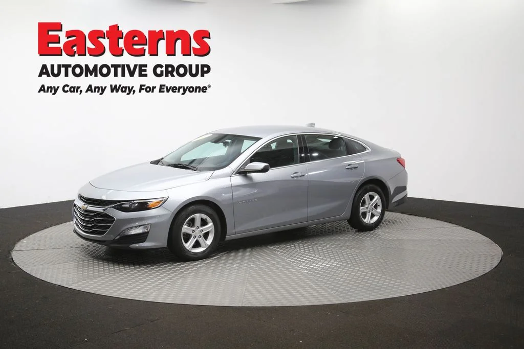 Used 2023 Gray Chevrolet LT image 56