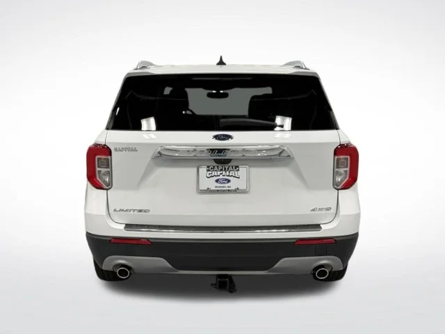Used 2021 White Ford Limited image 9