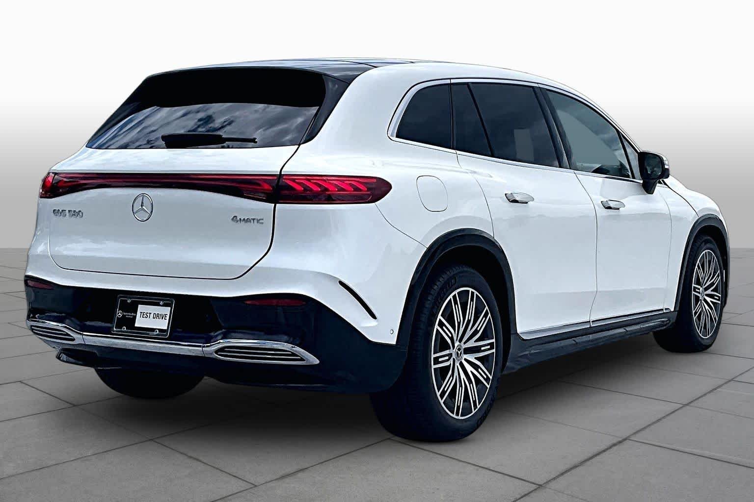 Certified Used 2023 MANUFAKTUR Diamond White Mercedes-Benz EQS 580 image 12