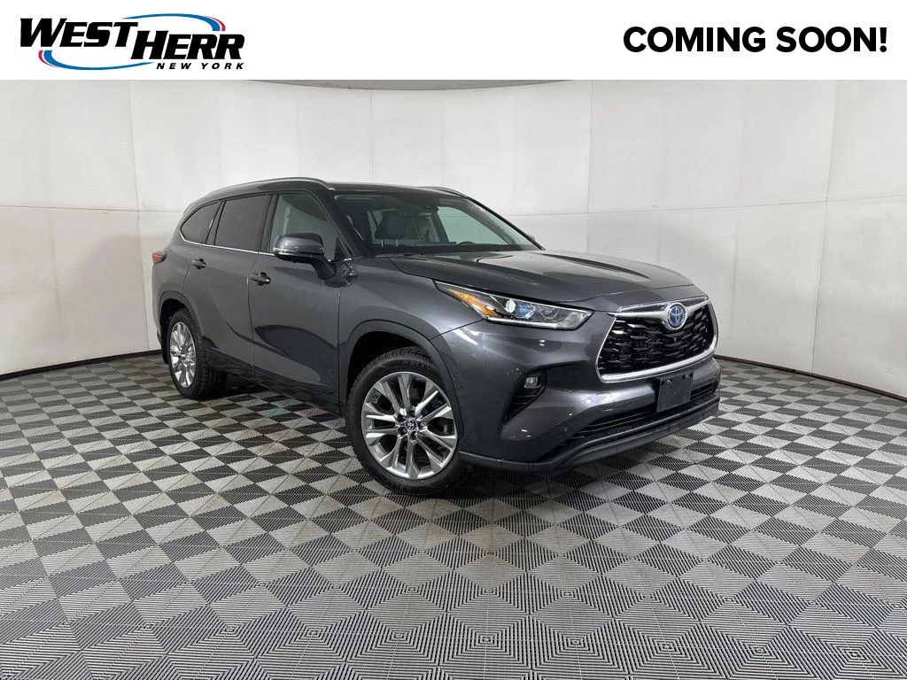 Used 2023 Magnetic Gray Metallic Toyota Limited image 1
