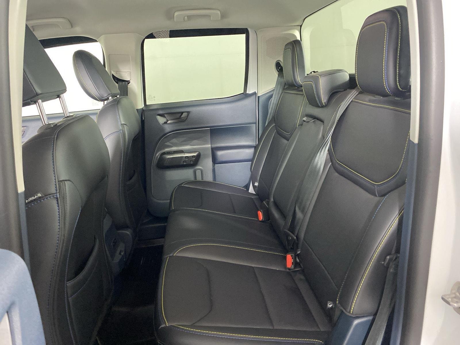 Used 2025 Oxford White Ford Lobo image 24