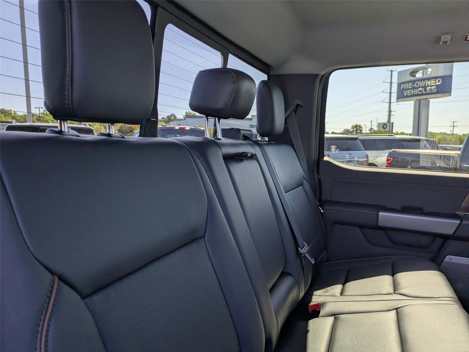 New 2026 Agate Black Metallic Ford F-250® Lariat® image 31