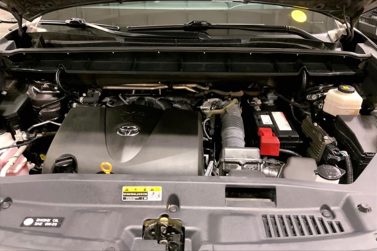 Used 2021 Magnetic Gray Metallic Toyota LE image 32
