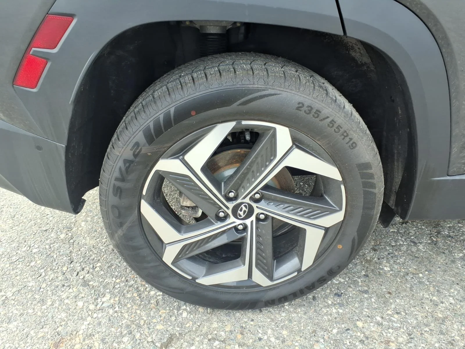 Used 2024 Dark Gray Metallic Hyundai Limited image 12