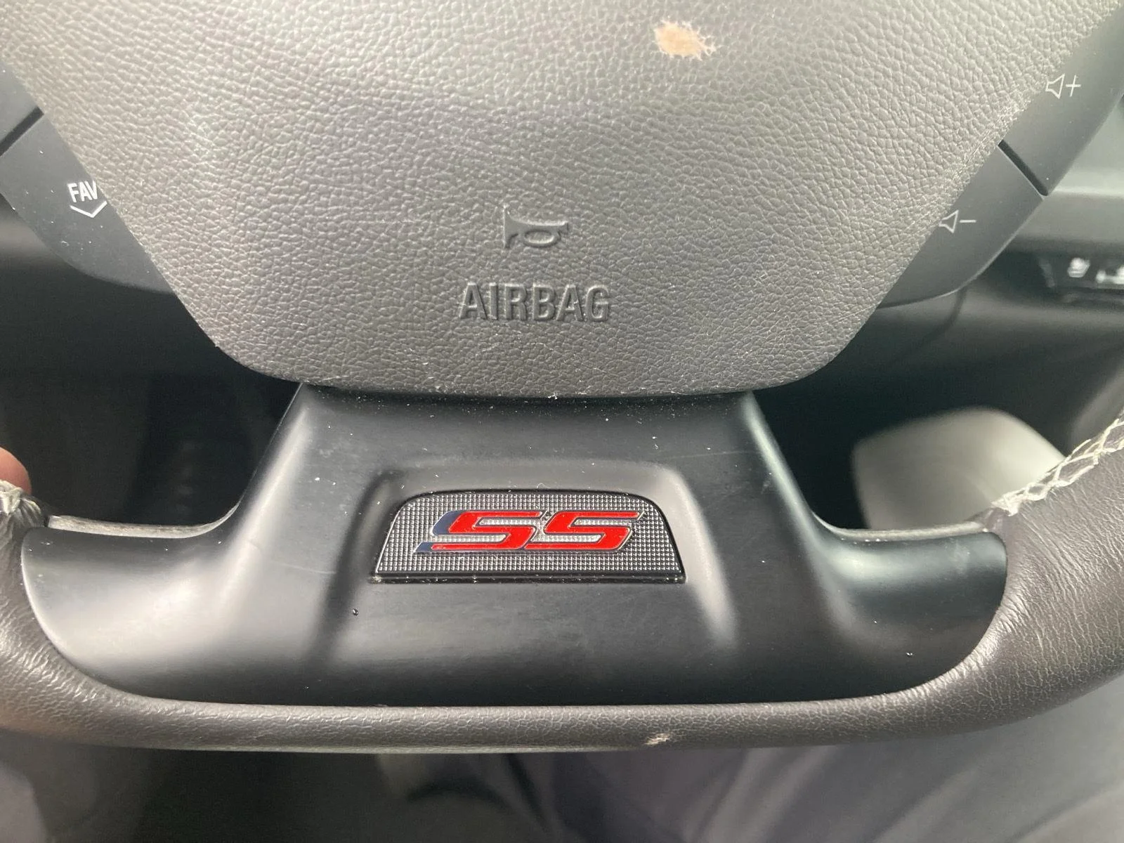 Used 2023 SHARKSKIN METALLIC Chevrolet 2SS image 18