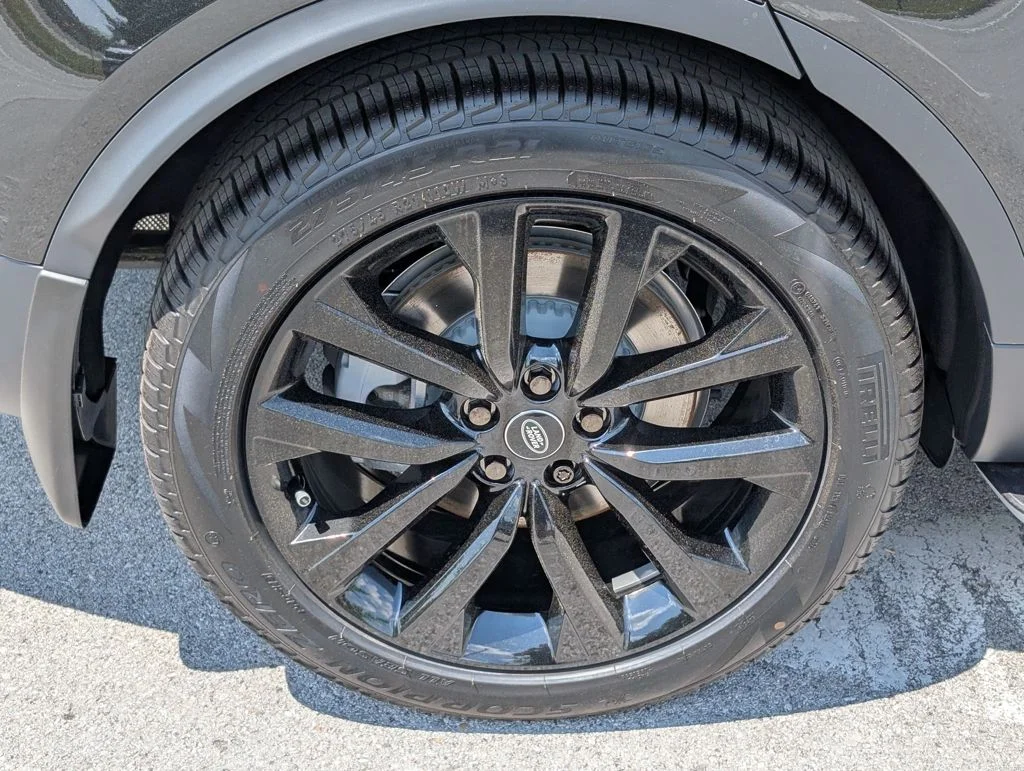 New 2026 Santorini Black Land Rover S image 31