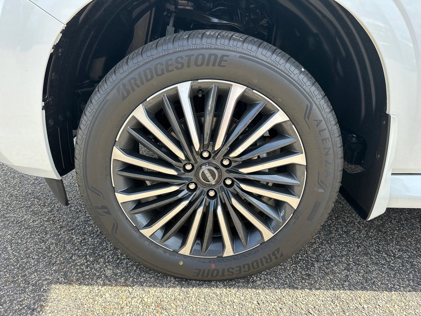 New 2026 White Nissan Platinum Reserve image 11