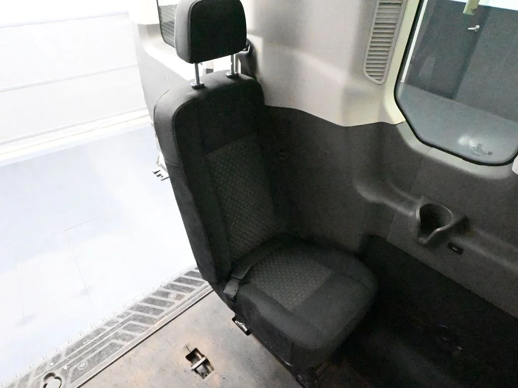 2023 Ford Transit Passenger Van XL - Photo 33