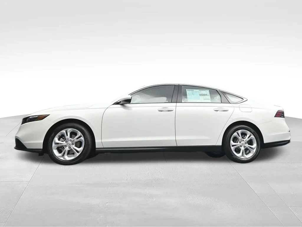 New 2026 Platinum White Pearl Honda LX image 43