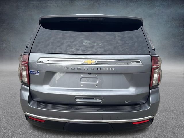 2021 Chevrolet Suburban LT photo 4
