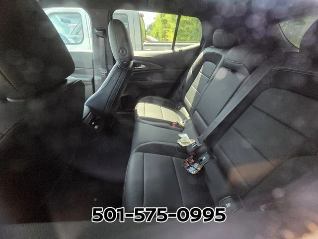 Used 2025 Black Chevrolet LT image 9