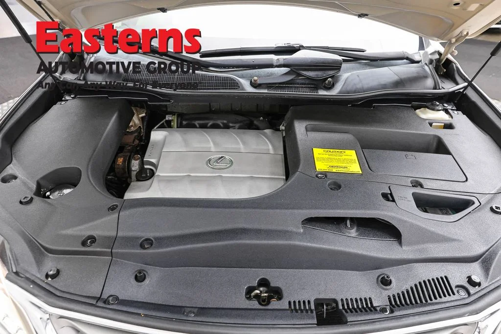 Used 2015 Beige Lexus 350 image 7