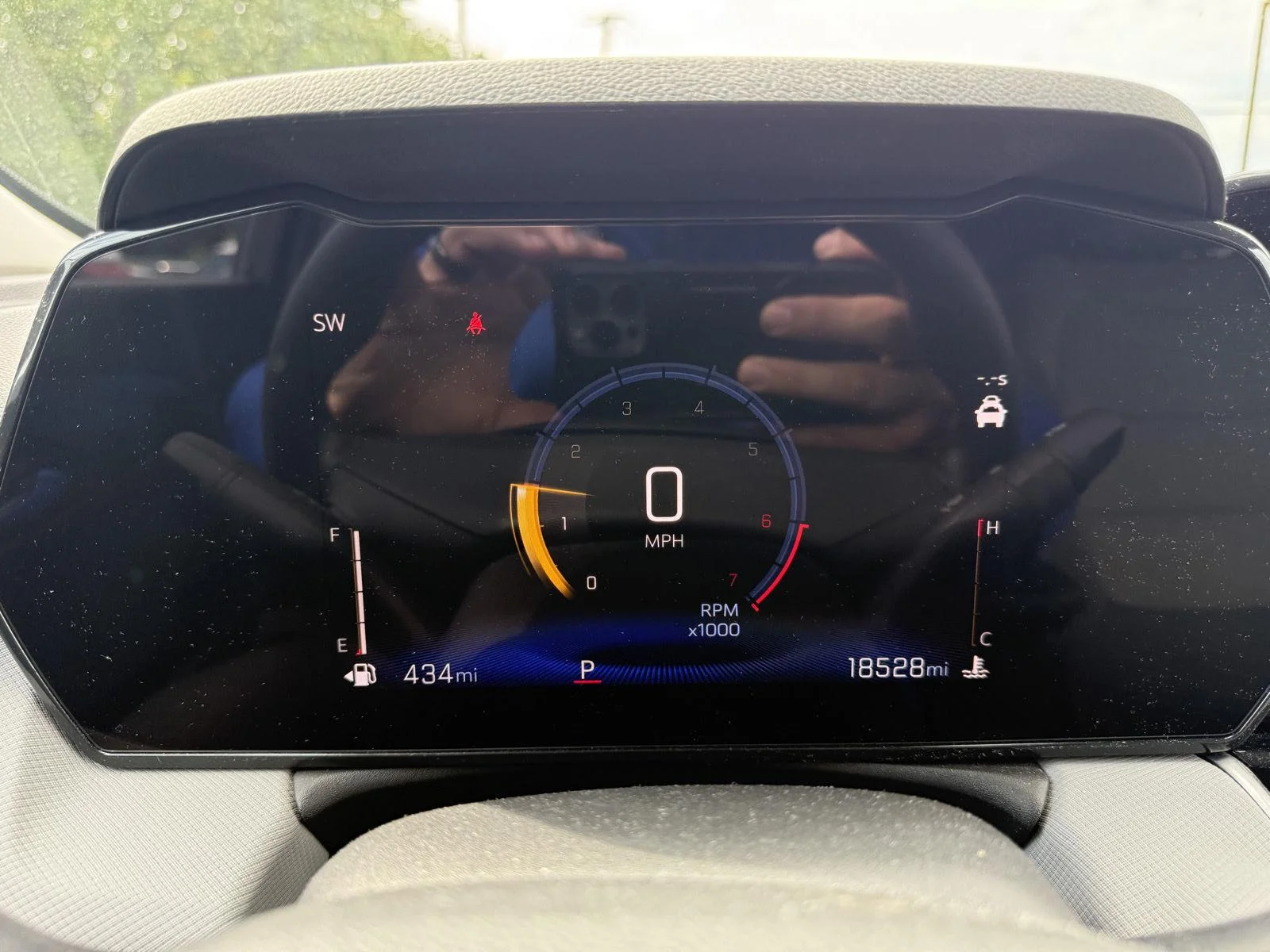 Used 2024 Summit White Chevrolet LT image 9