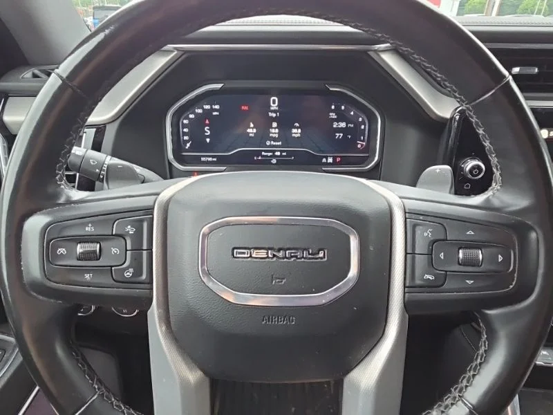 Used 2023 White GMC Denali image 12