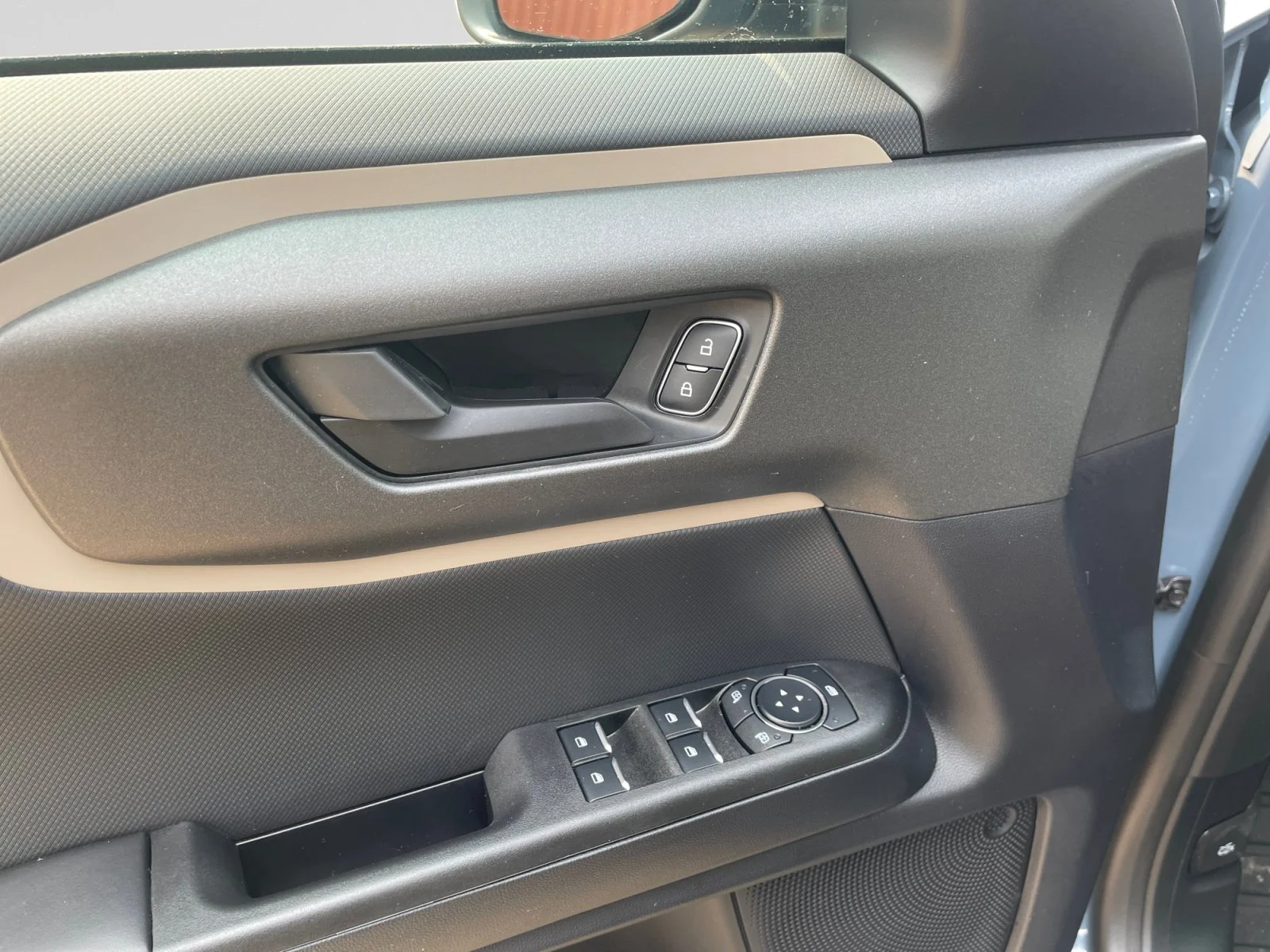New 2026 Azure Grey Metallic Tri-Coat Ford Big Bend image 12