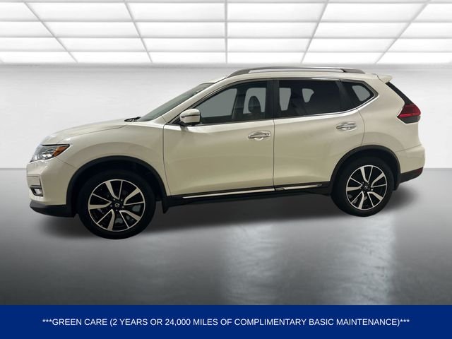 Used 2017 Nissan Rogue SL with VIN 5N1AT2MV6HC783053 for sale in Moline, IL