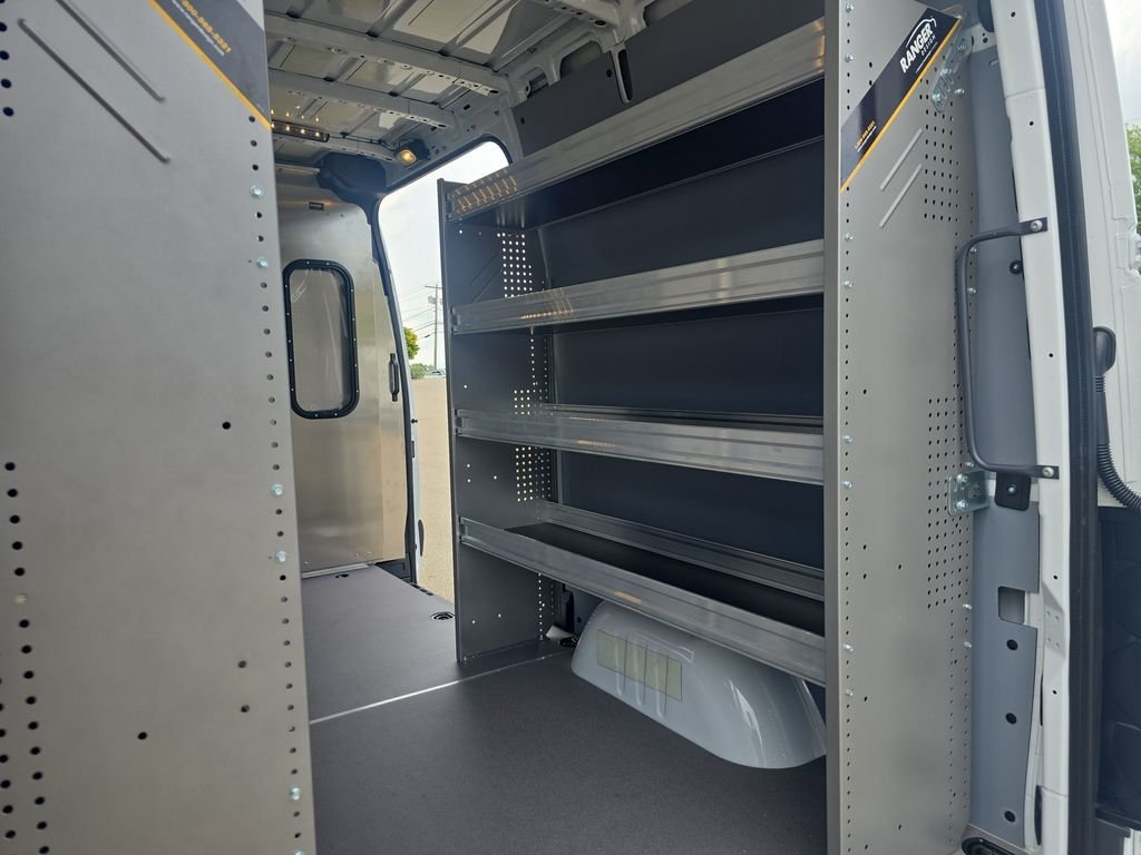 New 2026 Arctic White Mercedes-Benz Cargo 144 WB image 30
