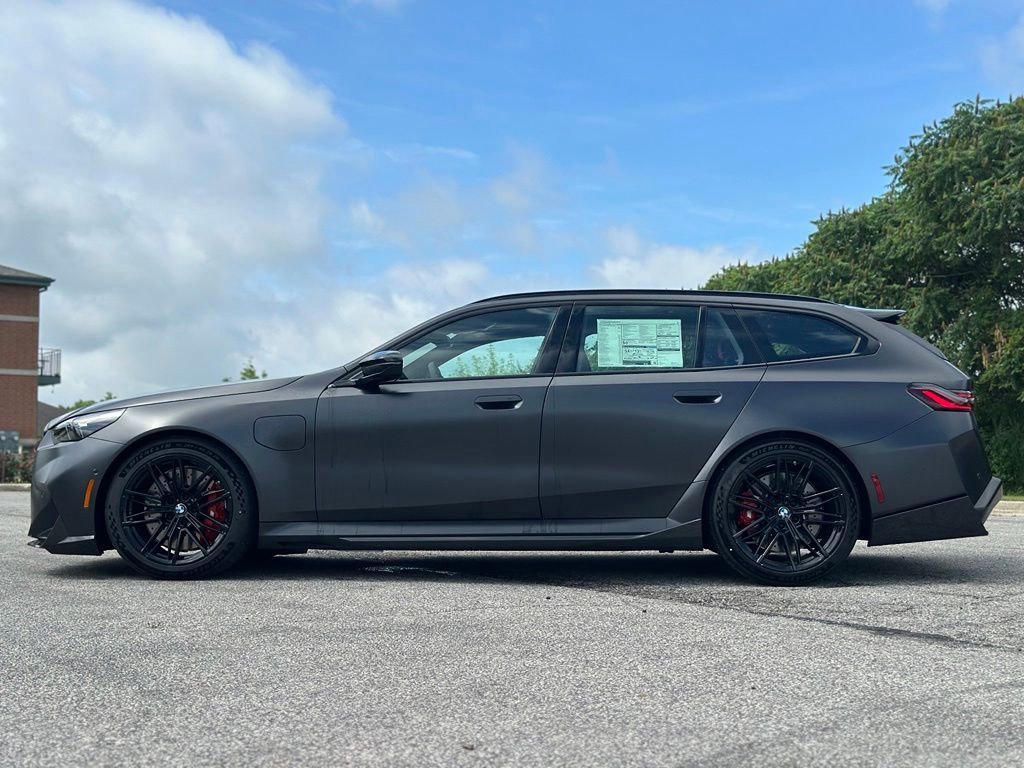 New 2027 Frozen Deep Grey Metallic BMW  image 4