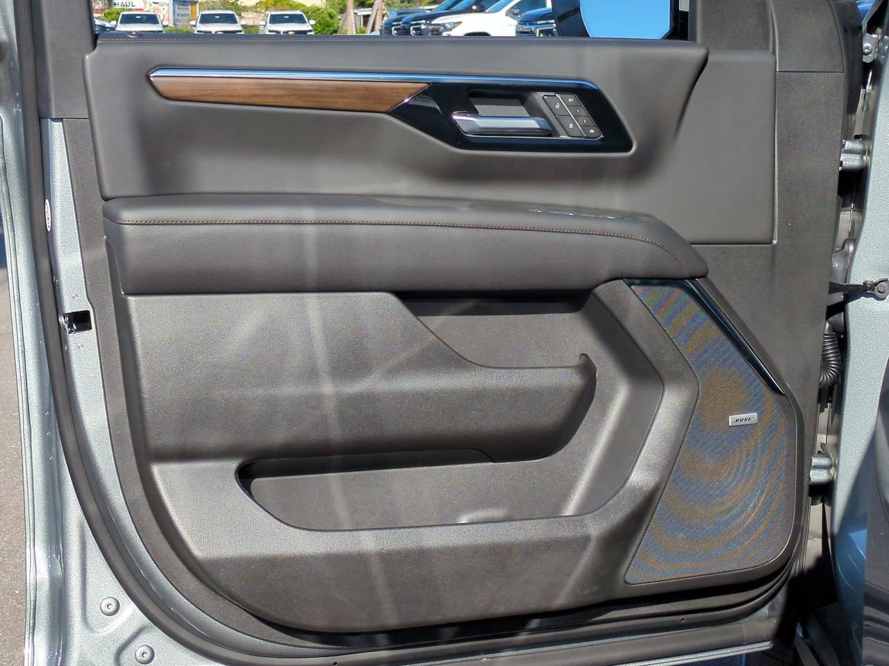 2026 Chevrolet Suburban High Country - Photo 23