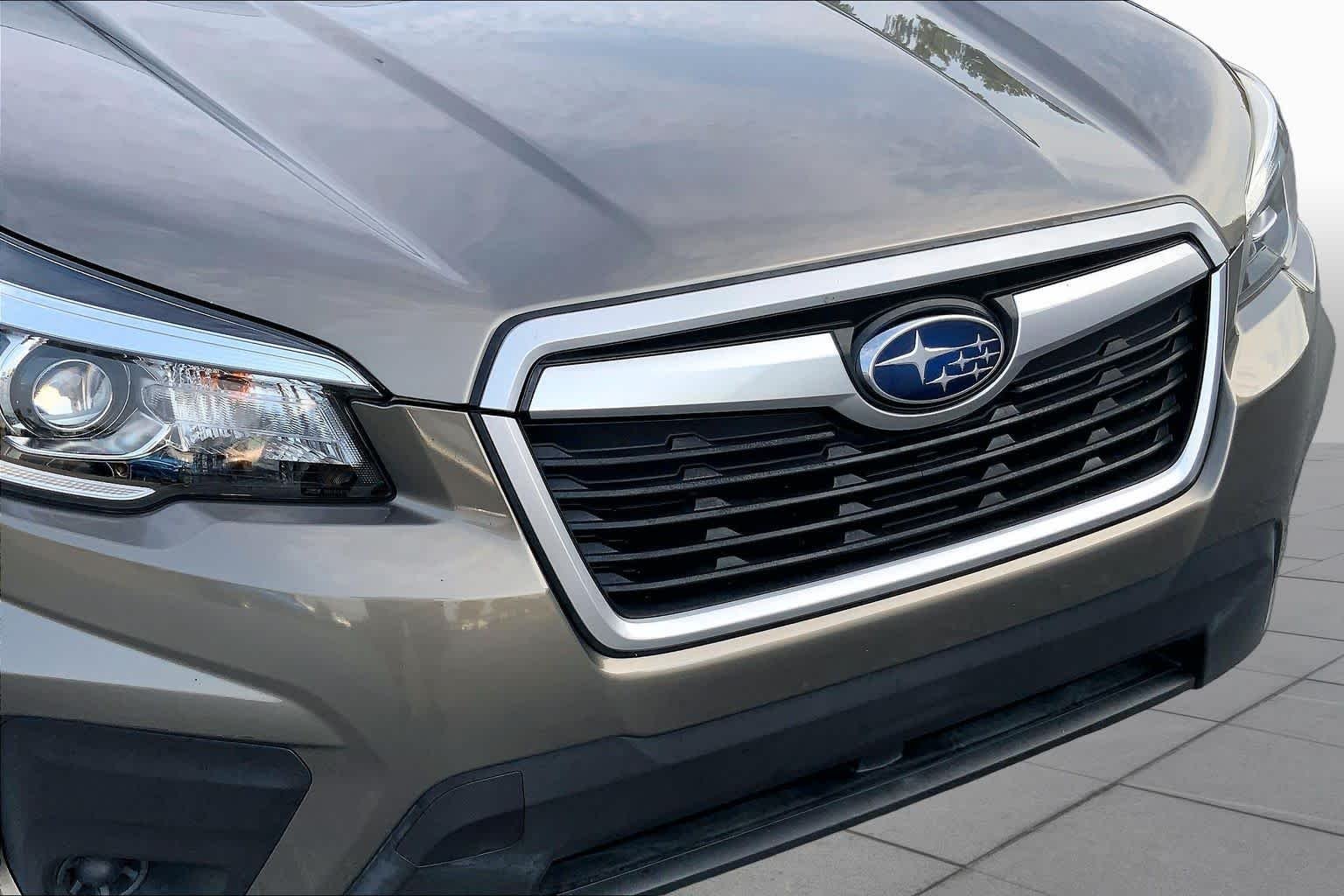 Used 2020 Sepia Bronze Metallic Subaru Premium image 29