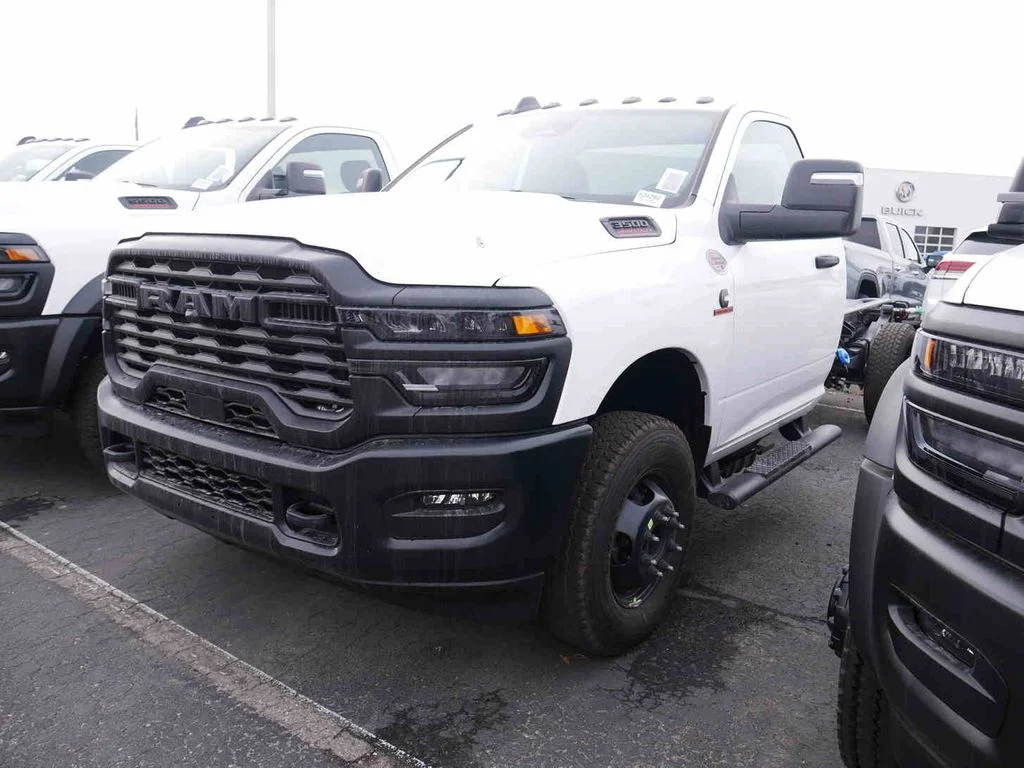 New 2026 White Ram Tradesman 167.5 WB image 3