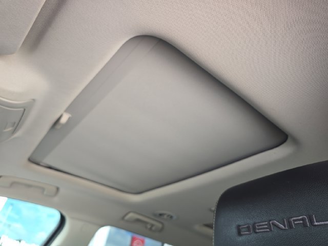 Certified Used 2023 Ultra Blue Metallic GMC Denali image 21