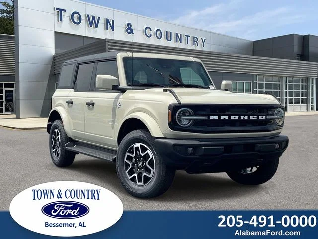 2026 Ford Bronco Outer Banks