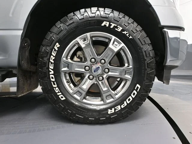 Used 2022 Silver Ford Lariat image 17