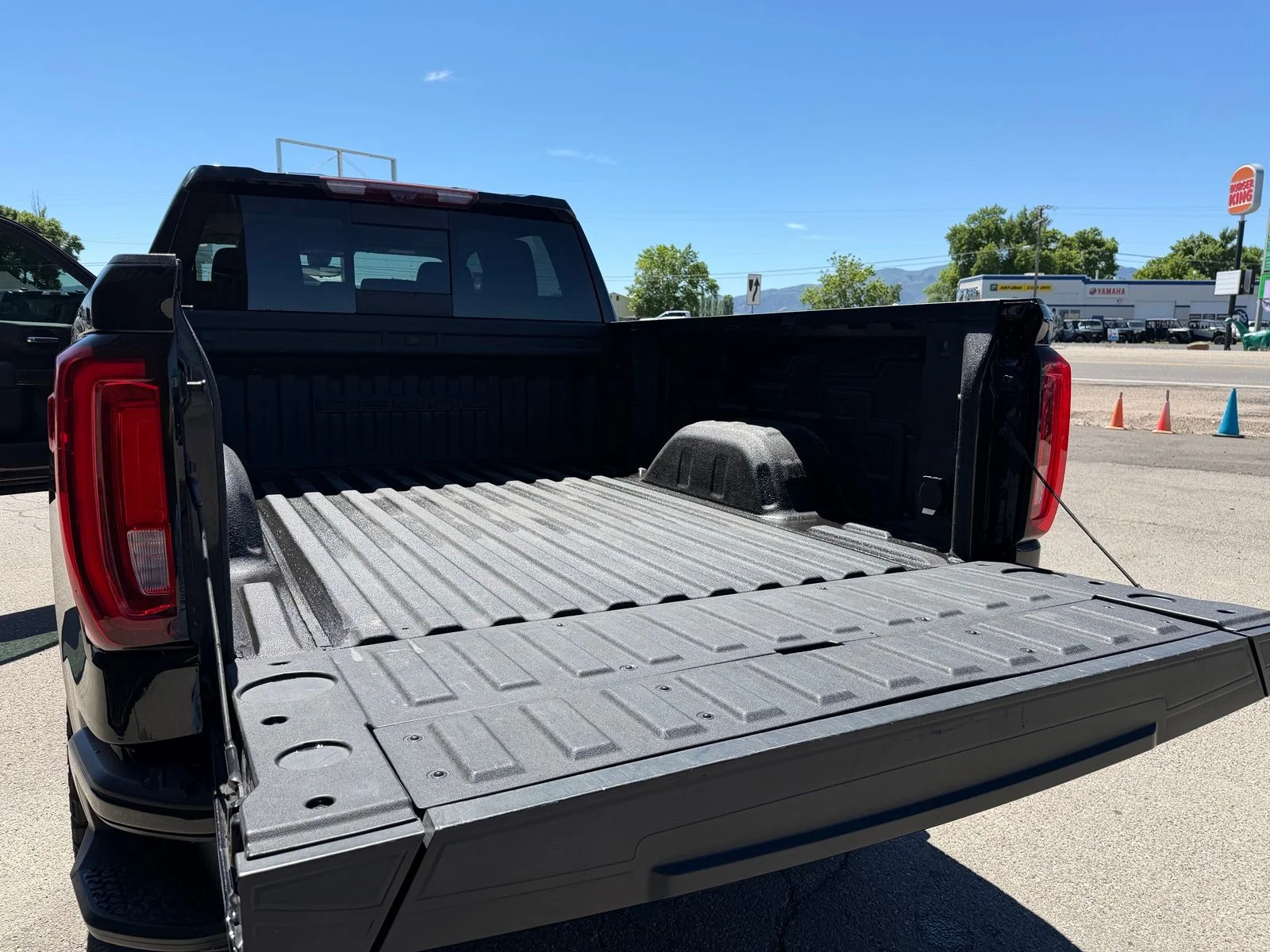Used 2021 Black GMC Denali image 15