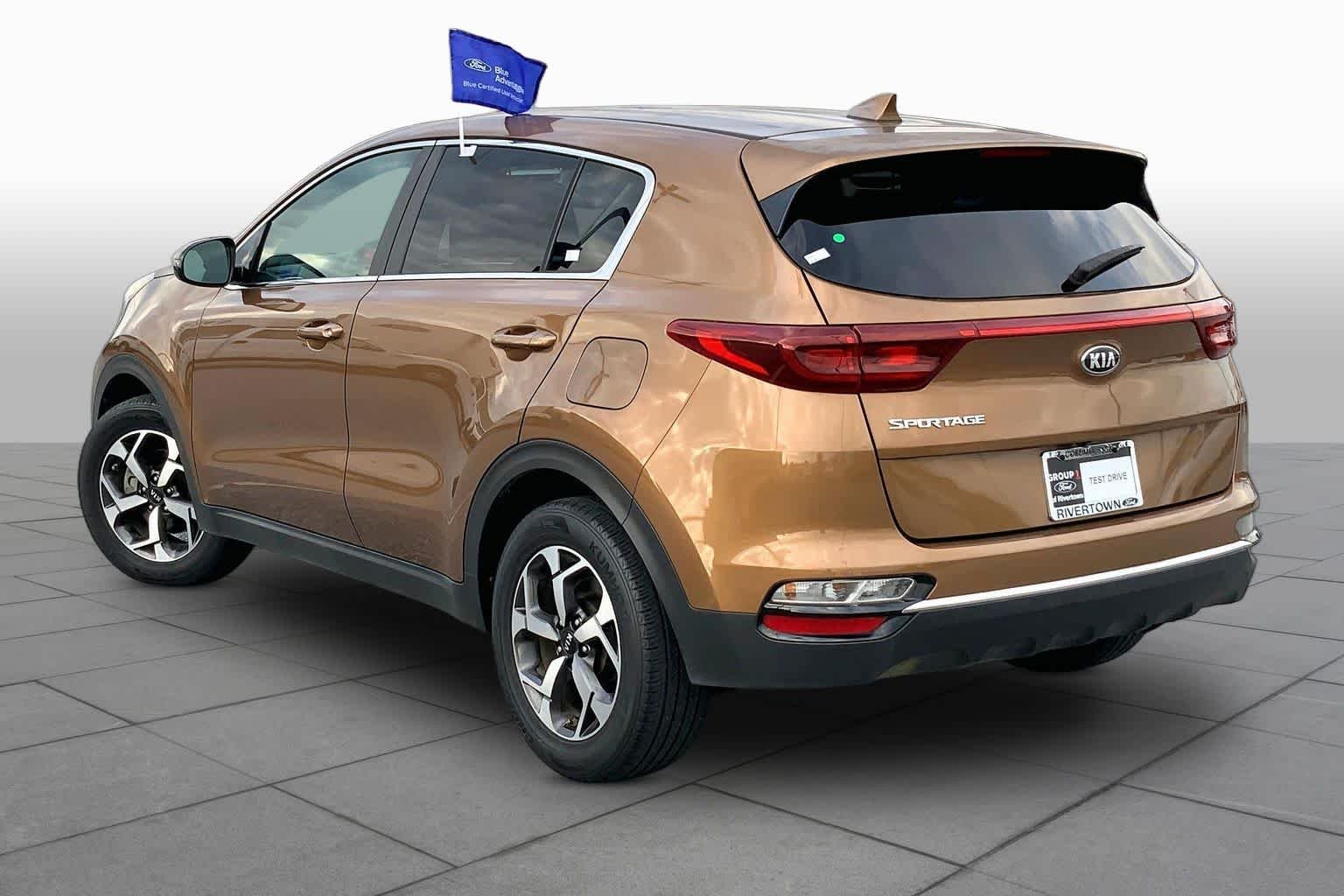 Used 2020 Burnished Copper Kia LX image 11