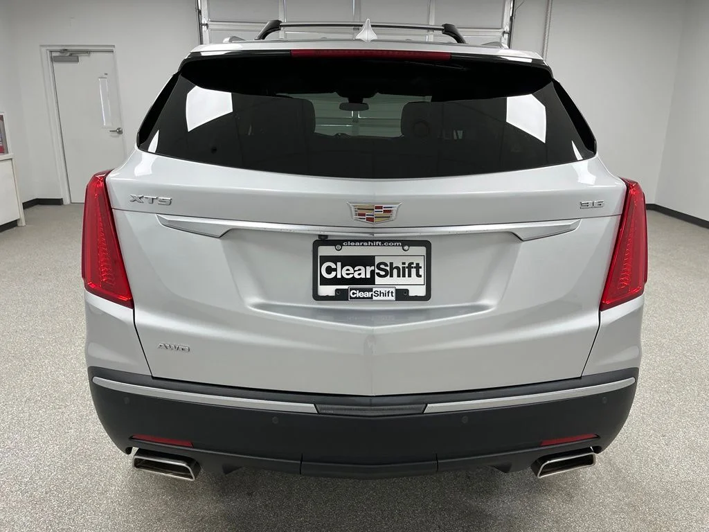 Used 2019 Silver Cadillac Premium Luxury image 8
