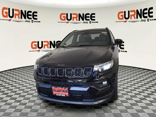New 2026 Diamond Black Crystal Pearl-Coat Exterior Paint Jeep Latitude image 8