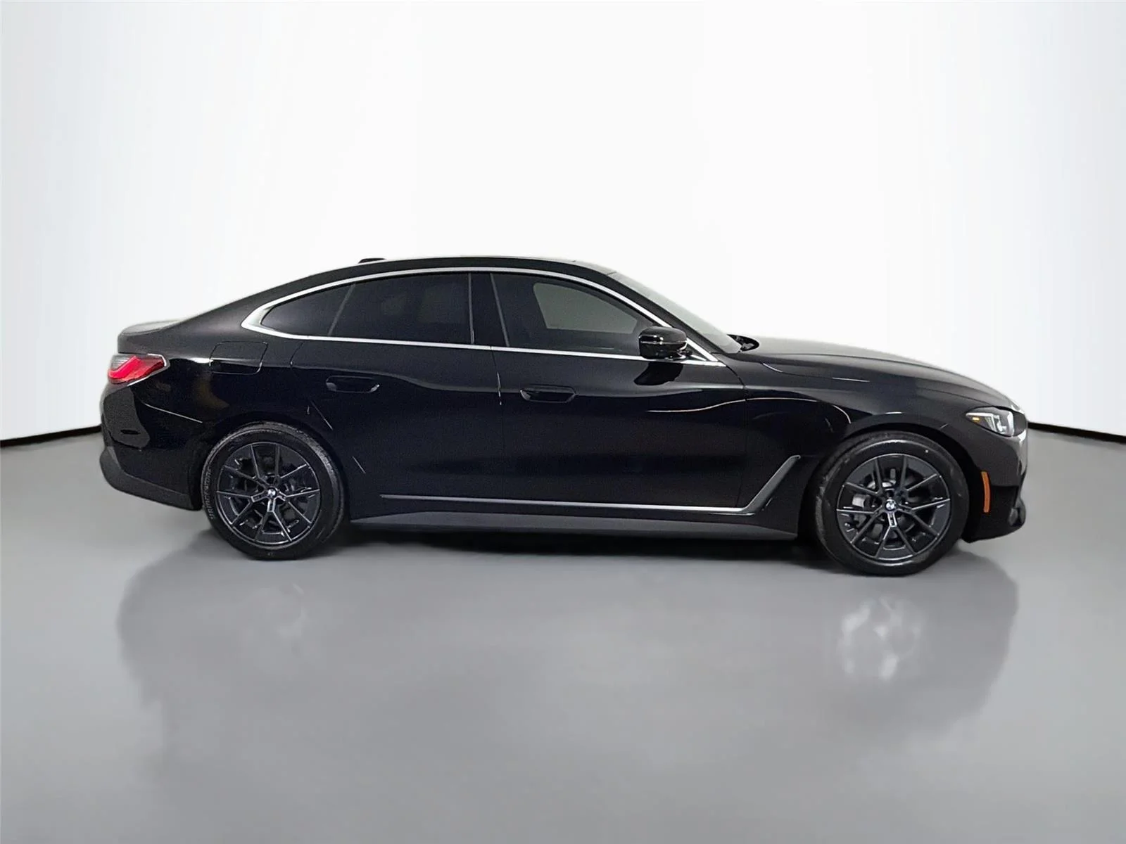 New 2026 Jet Black BMW xDrive40 image 8