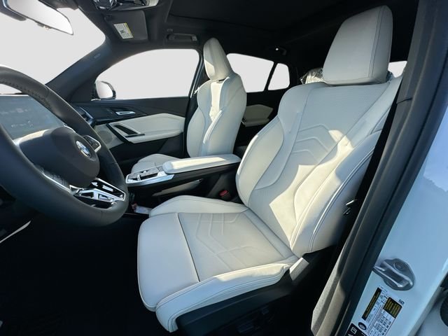 New 2026 White BMW xDrive28i image 13